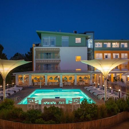 Hotel Bryza Resort & Spa Jurata Exterior foto