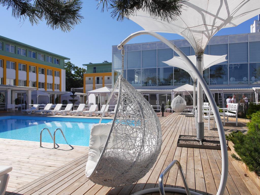 Hotel Bryza Resort & Spa Jurata Exterior foto